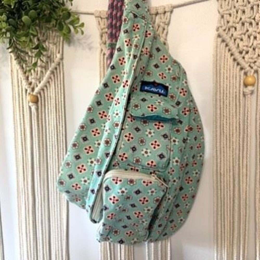 KAVU‎ Daisy Doodle One Of A Kind Limited Edition Rope Sling Crossbody Bag